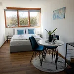 Appartement Come4stay - Holzheim I Modern I Wlan I Kueche I Parkplatz I Smarttv Mit Netflix Passau