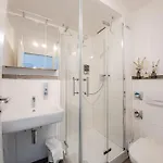 Come4stay - Holzheim I Modern I Wlan I Kueche I Parkplatz I Smarttv Mit Netflix Passau