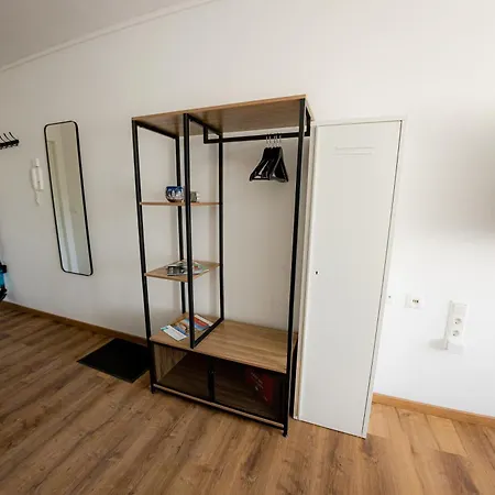 Come4stay - Holzheim I Modern I Wlan I Kueche I Parkplatz I Smarttv Mit Netflix * Pasov