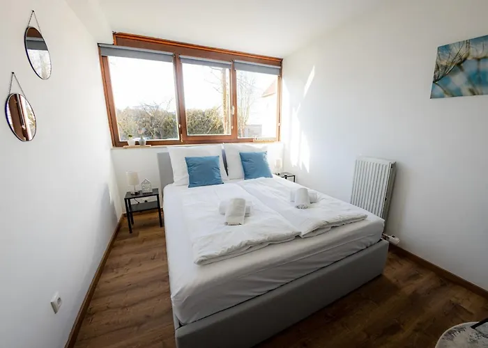 Come4stay - Holzheim I Modern I Wlan I Kueche I Parkplatz I Smarttv Mit Netflix Διαμέρισμα
