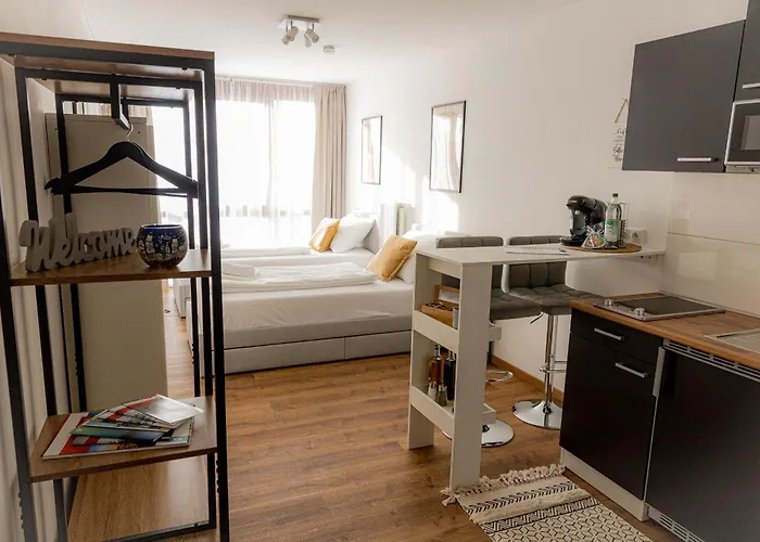 Come4stay - Holzheim I Modern I Wlan I Kueche I Parkplatz I Smarttv Mit Netflix Διαμέρισμα *